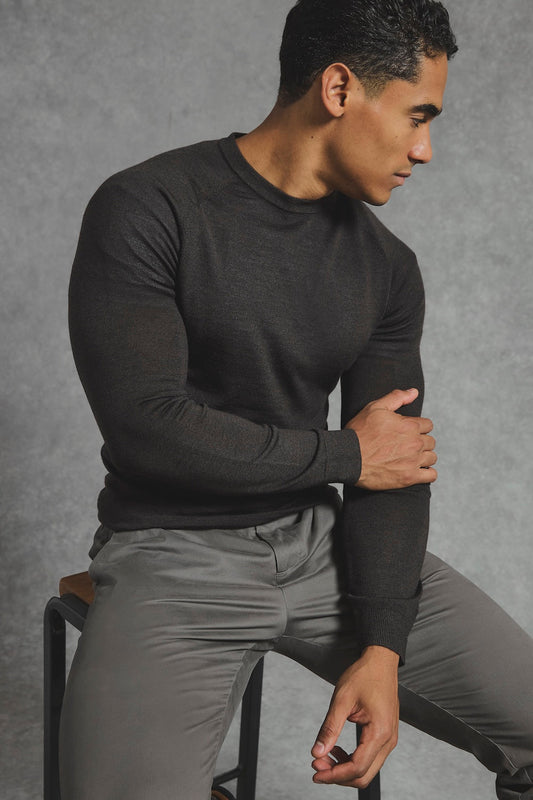 Extra Fine Merino Wool Crew Neck Sweater in Bitter Chocolate