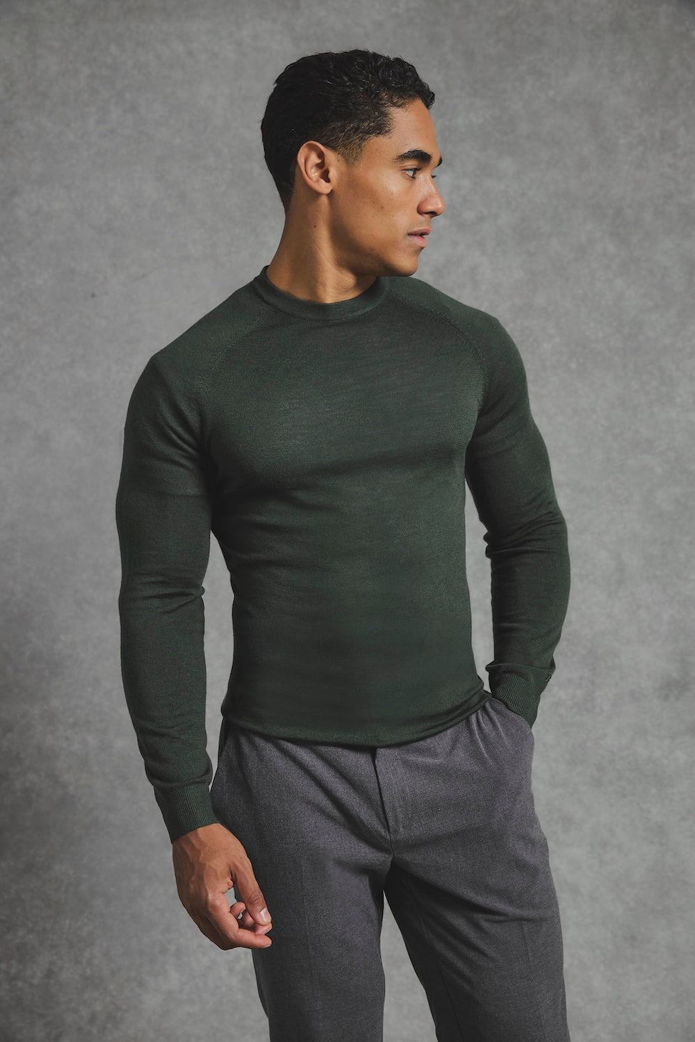 Extra Fine Merino Wool Crew Neck Sweater in Dark Evergreen