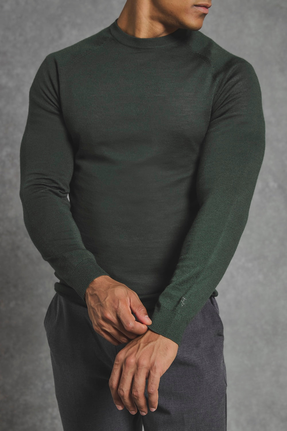 Extra Fine Merino Wool Crew Neck Sweater in Dark Evergreen