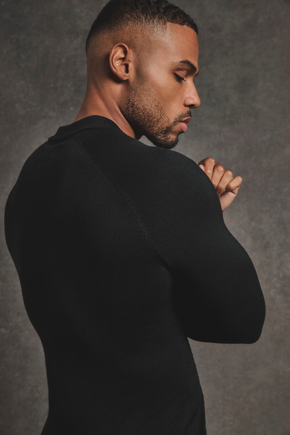 Fine Cable Knitted Polo Shirt in Black