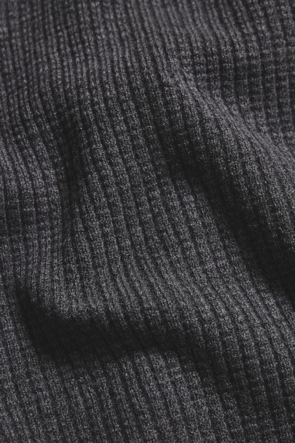Fisherman Crew Neck Sweater in Iron Grey