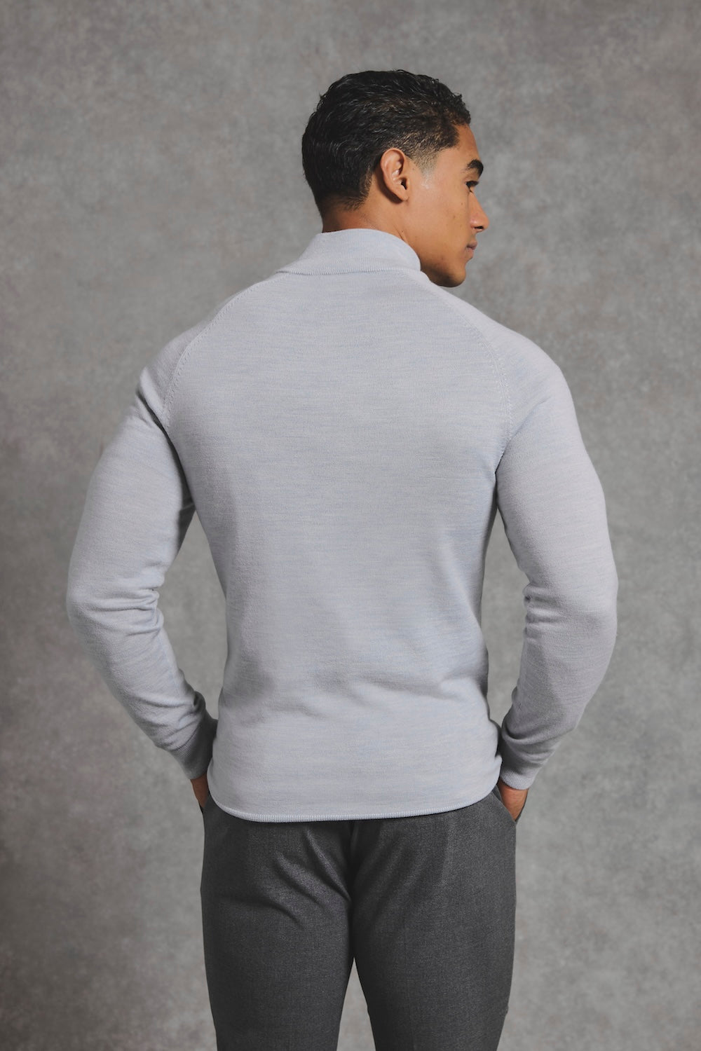 Extra Fine Merino Wool Half Zip Neck Sweater in Dove Grey