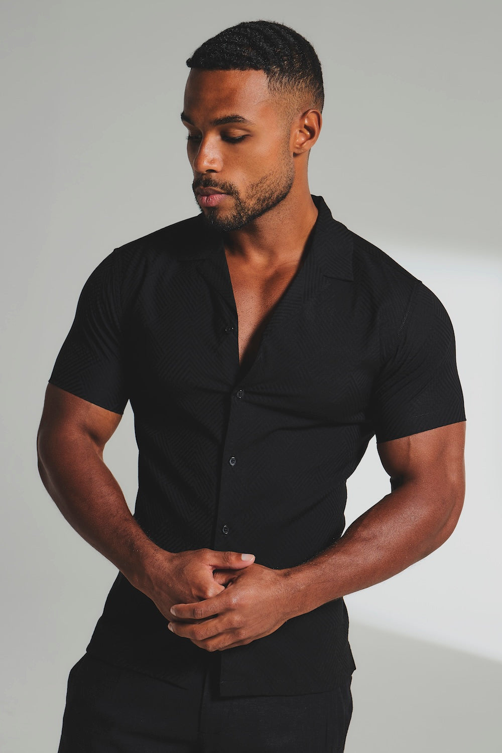 Woven Textured Cuban Collar Shirt in Black