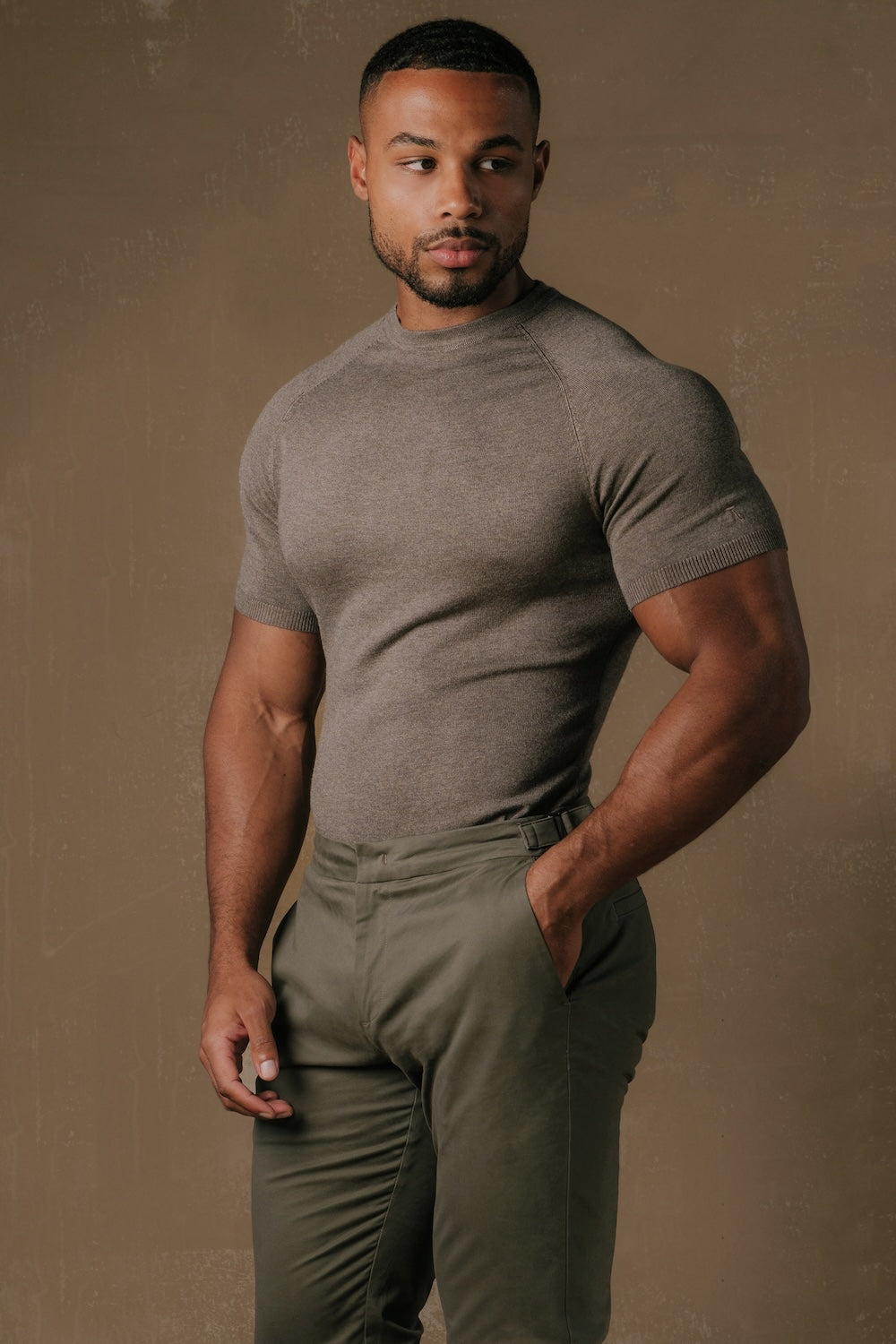 Fine Gauge Knitted T-Shirt in Mocha